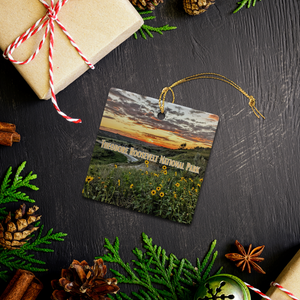 Photo_Contest_Ornament_2_Square_Lifestyle02_Mockup.png